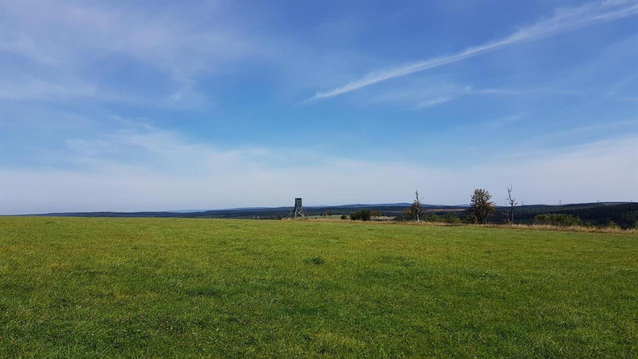 Pension & Gasthof Erbgericht Hoehenlage 850M Marienberg Exterior photo